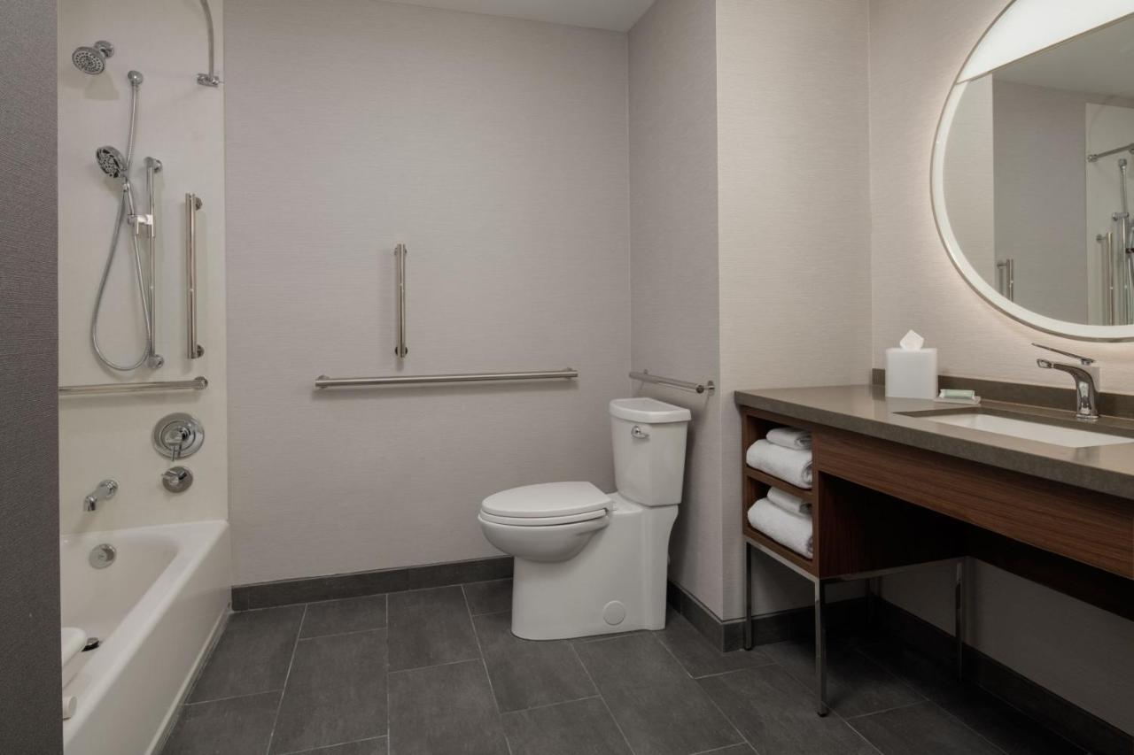 Courtyard By Marriott Olympia 호텔 외부 사진