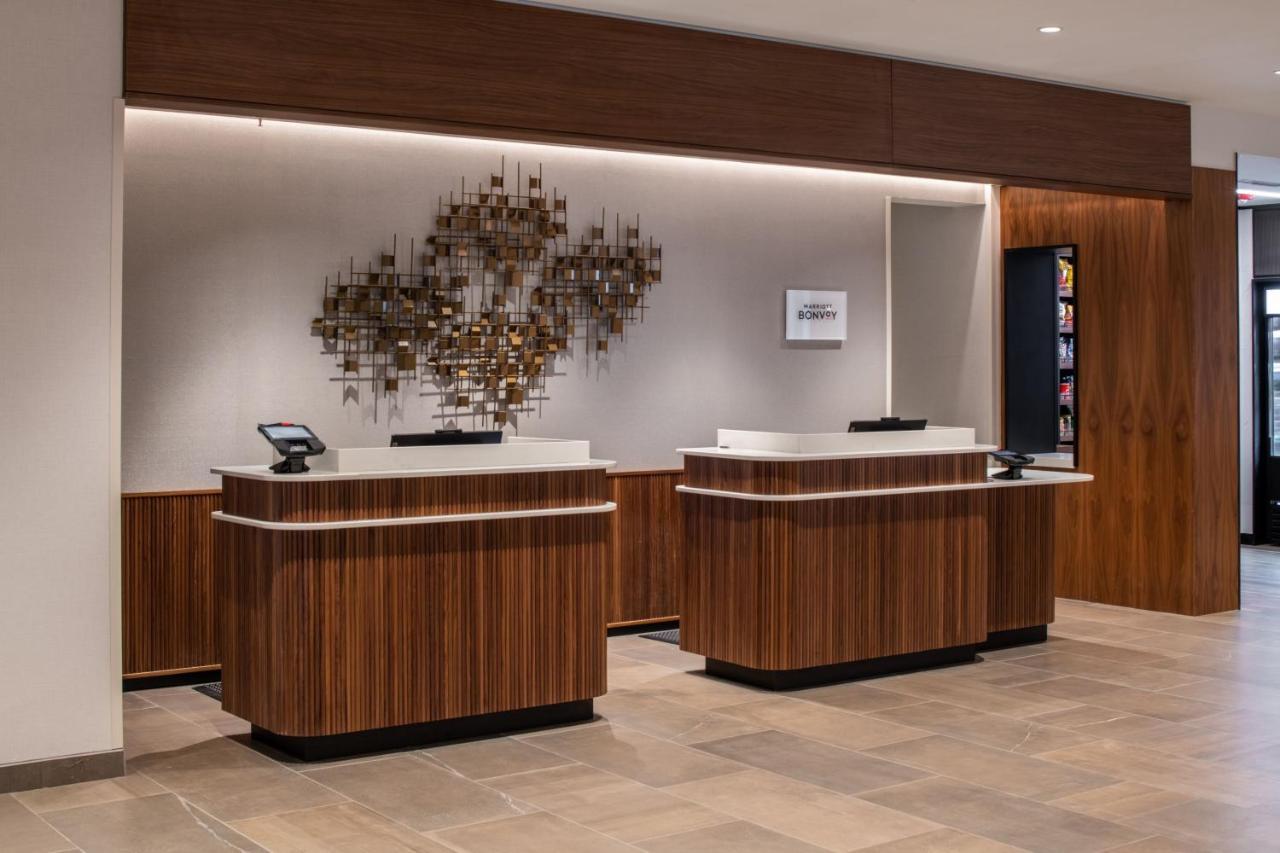 Courtyard By Marriott Olympia 호텔 외부 사진